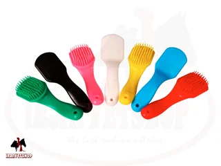 برس یال و دم اسب